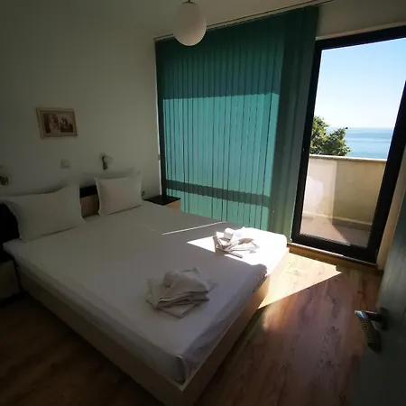 Apartment Azur